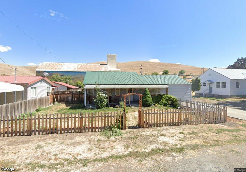 355 W Union Ave, Heppner, OR 97836 - photo 1