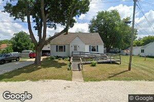 245 S 2nd St, Capron, IL 61012
