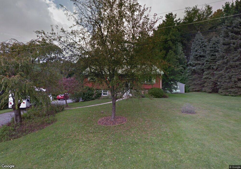 2511 Spuhler Dr, Reading, PA 19606 - photo 1