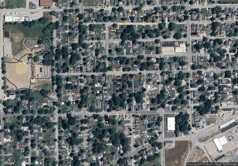 1305 Pearl St, Auburn, IN 46706 - photo 1