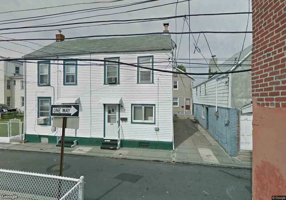 634 N Railroad St, Allentown, PA 18102 - photo 1