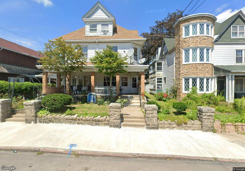 533 W Diamond Ave, Hazleton, PA 18201 - photo 1