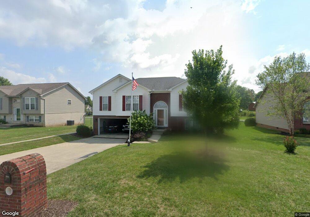 1994 Clearwater Dr, Lawrenceburg, KY 40342 - photo 1