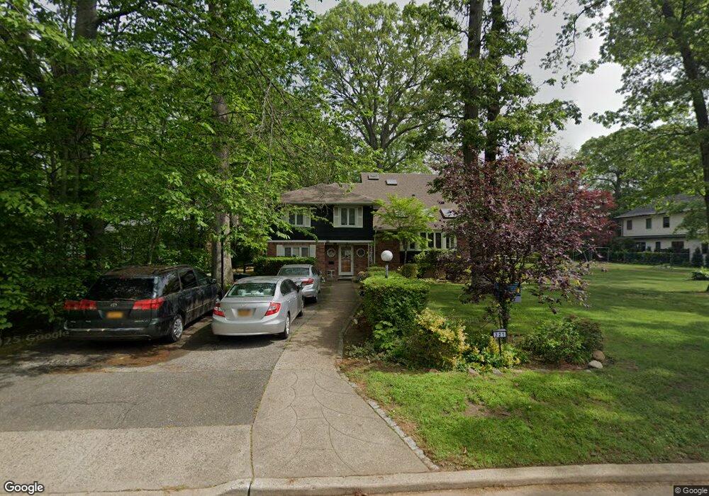 321 Elm St, West Hempstead, NY 11552 - photo 1