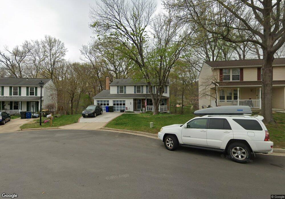 7666 Fallswood Way, Lorton, VA 22079 - photo 1