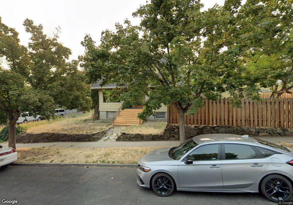 1002 Court St, the Dalles, OR 97058 - photo 1