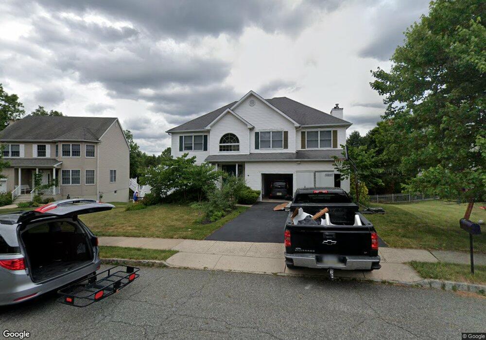 3 Mccune Ct, West Orange, NJ 07052 - photo 1