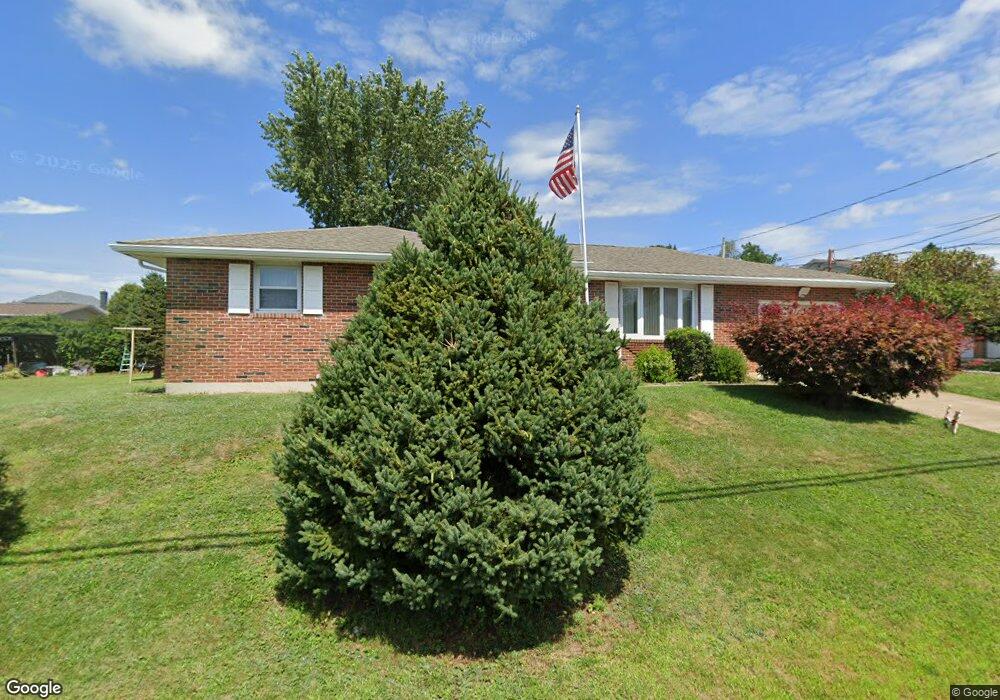 633 W 17th St, Hazleton, PA 18201 - photo 1