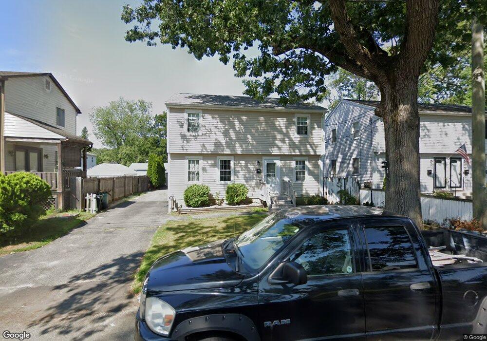 79 Middle St unit 81, Springfield, MA 01104 - photo 1