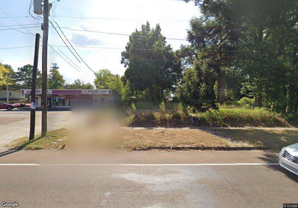511 N Broadway St, McComb, MS 39648 - photo 1