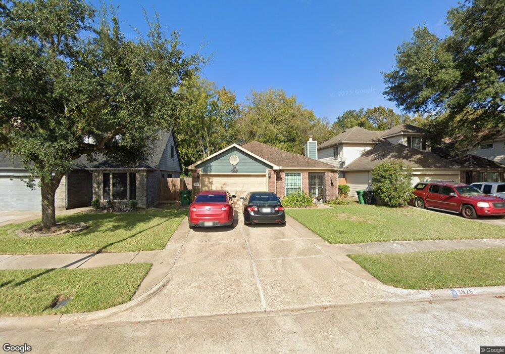 3826 Villa Glen Dr, Houston, TX 77088 - photo 1