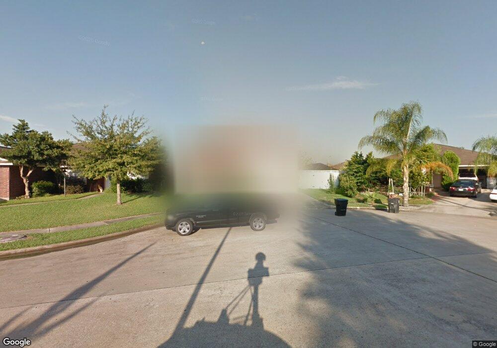 10910 Linden Gate Dr, Houston, TX 77075 - photo 1