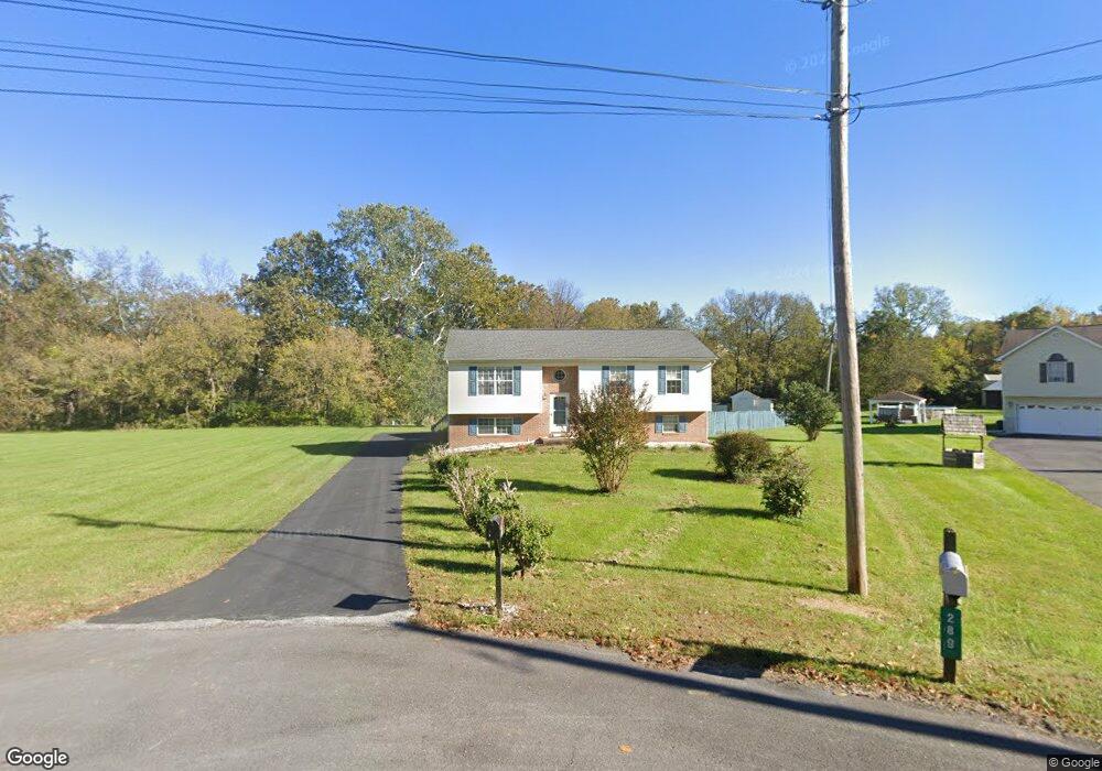 285 Chimney Dr, Bunker Hill, WV 25413 - photo 1