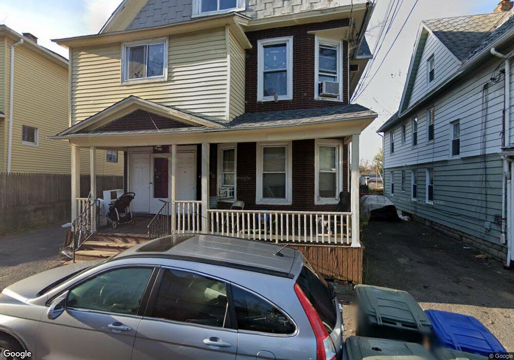 50 Washington Place unit 3, Bridgeport, CT 06604 - photo 1