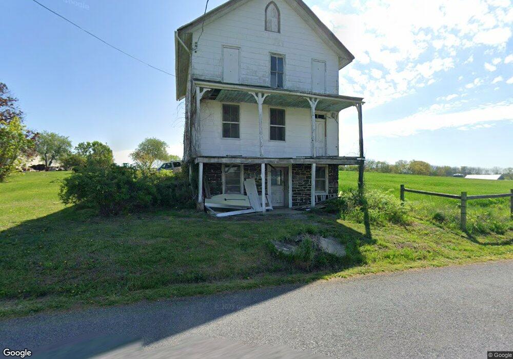 1309 Windsor Castle Rd, Hamburg, PA 19526 - photo 1