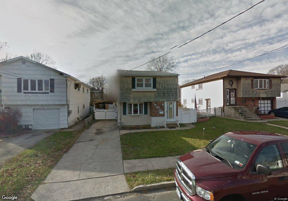 183 Waldo St, Copiague, NY 11726 - photo 1