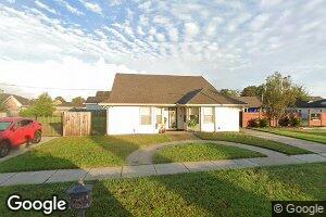 2708 Earl Dr, Meraux, LA 70075