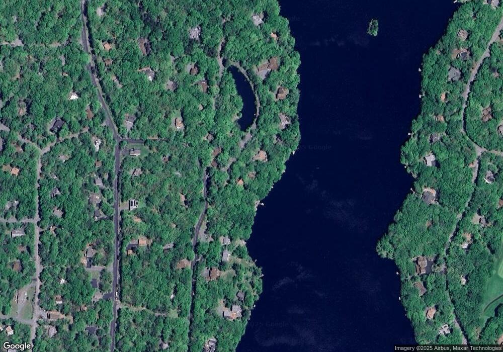 102 Falling Brook Dr, Hawley, PA 18428 - photo 1