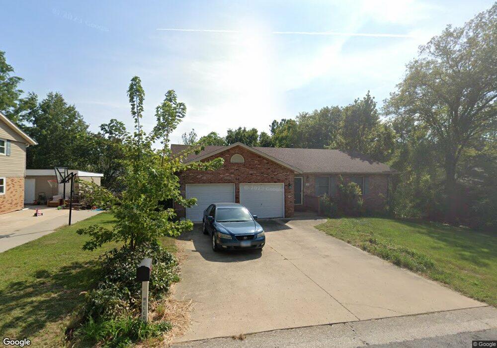 60 Brenda St, Glen Carbon, IL 62034 - photo 1