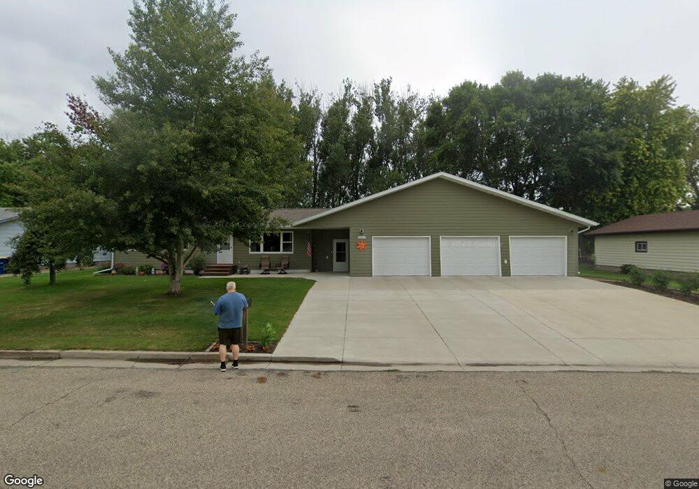 1602 7th Ave SE, Jamestown, ND 58401 - photo 1