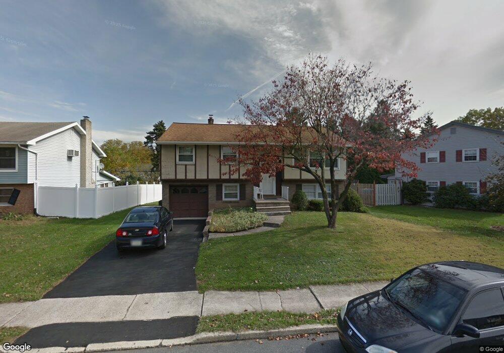 1812 Tacoma St, Allentown, PA 18109 - photo 1