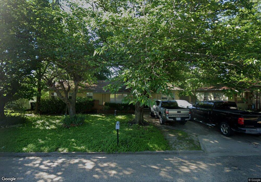 705 Turner St, Cleburne, TX 76033 - photo 1