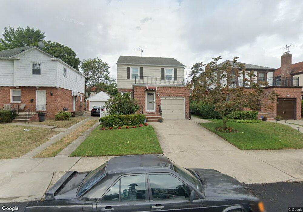 7360 196th St, Fresh Meadows, NY 11366 - photo 1