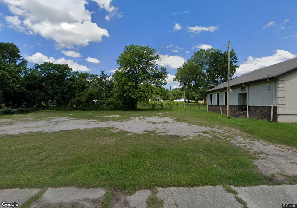 1111 Lakeshore Dr, Camden, SC 29020 - photo 1