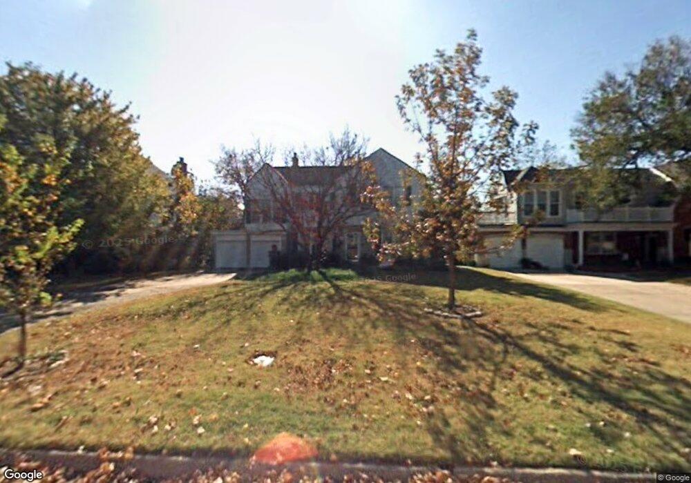 1112 Tedford Way, Nichols Hills, OK 73116 - photo 1