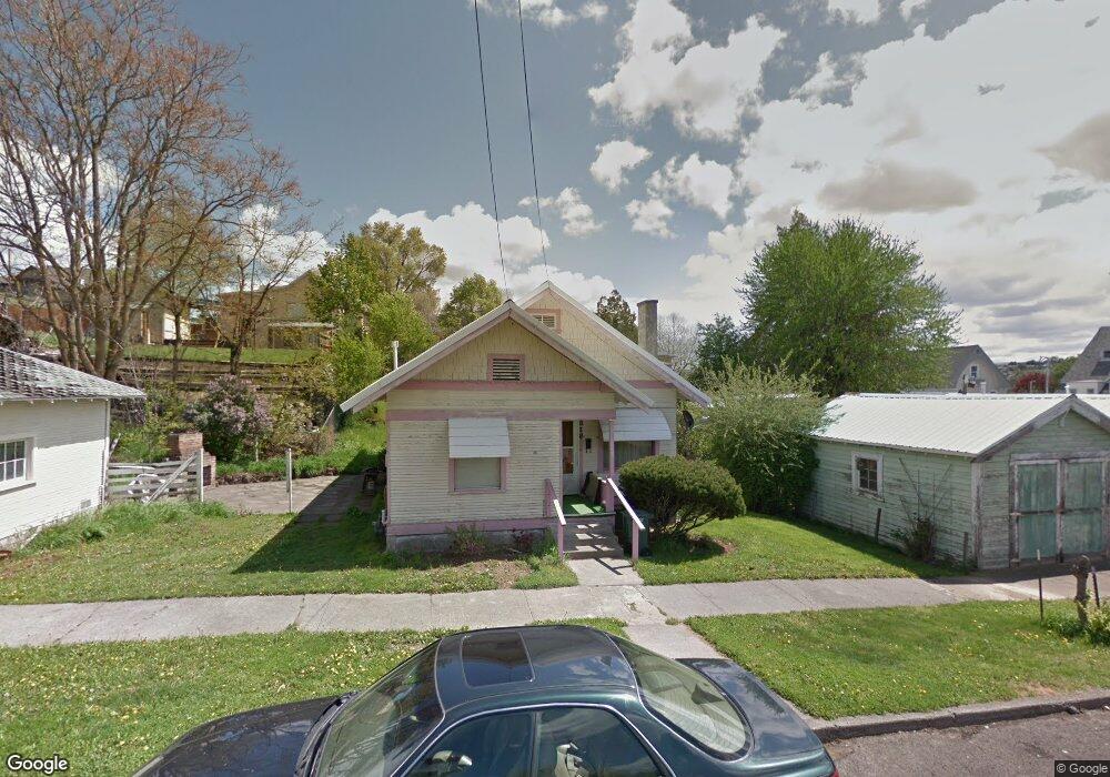 318 NW 6th St, Pendleton, OR 97801 - photo 1