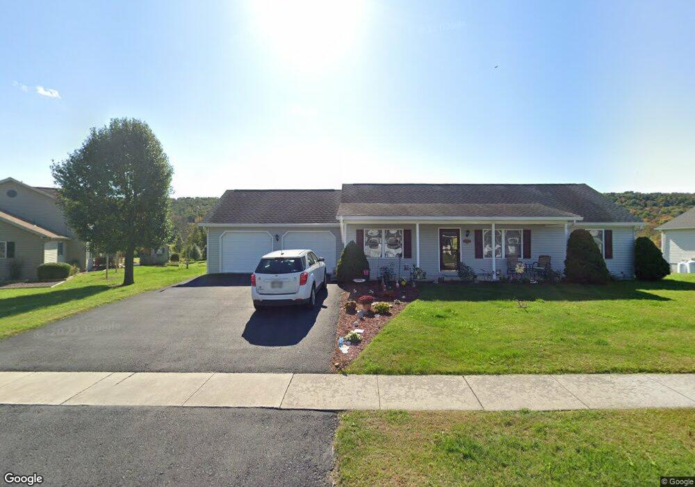 295 Barnett St, New Bloomfield, PA 17068 - photo 1