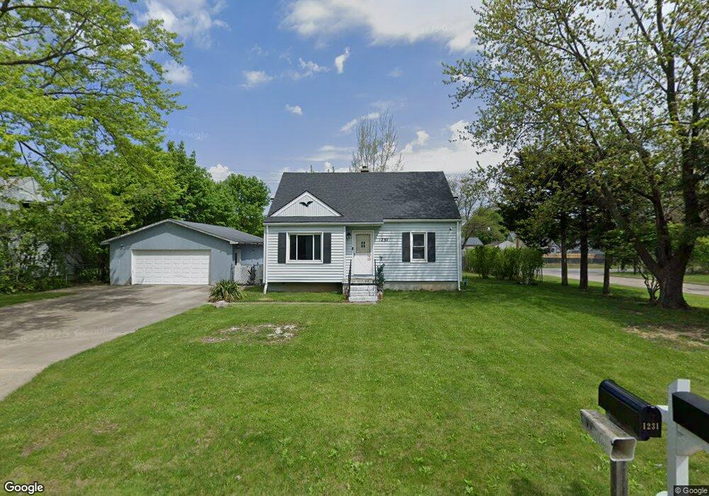 1230 Riviera Dr, Flint, MI 48507 - photo 1