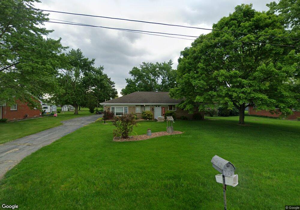 1747 N Thyre Dr, Genoa, OH 43430 - photo 1