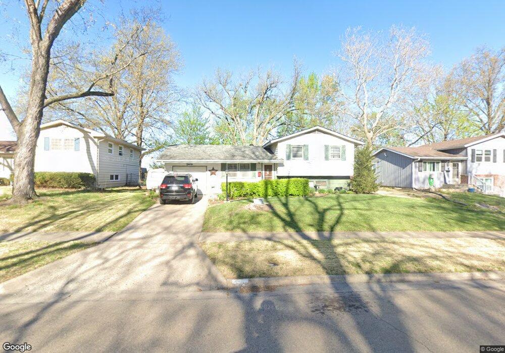 2829 SW Sunset Rd, Topeka, KS 66614 - photo 1