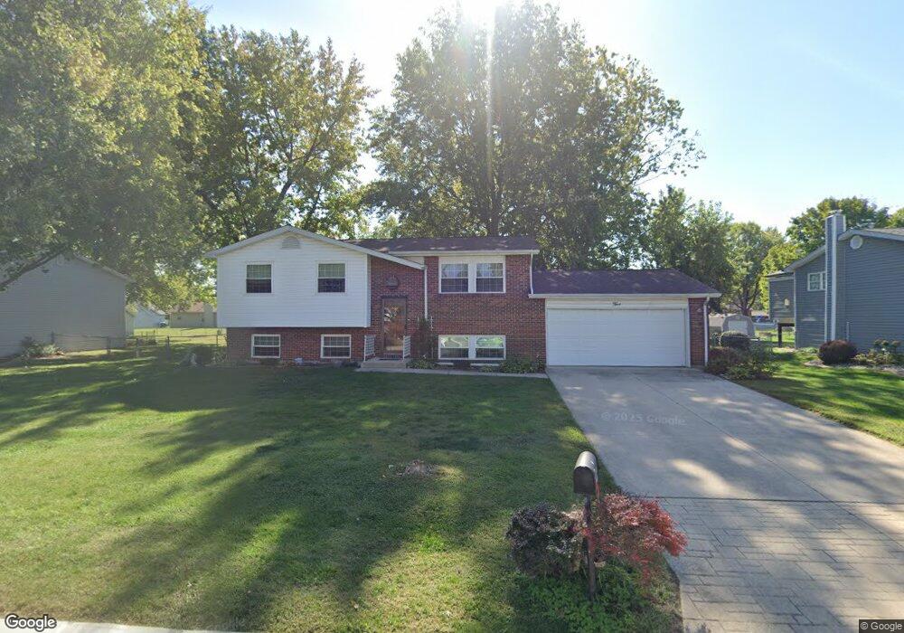 5 Nassau Dr, Maryville, IL 62062 - photo 1