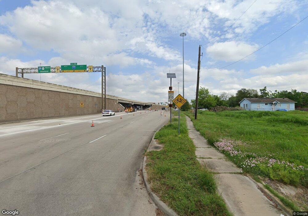 2907 Bay St, Houston, TX 77026 - photo 1