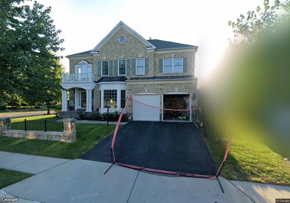 25582 S Village Dr, Chantilly, VA 20152 - photo 1