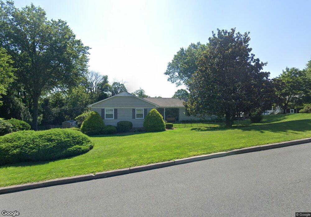 8 Hillcrest Ln, High Bridge, NJ 08829 - photo 1