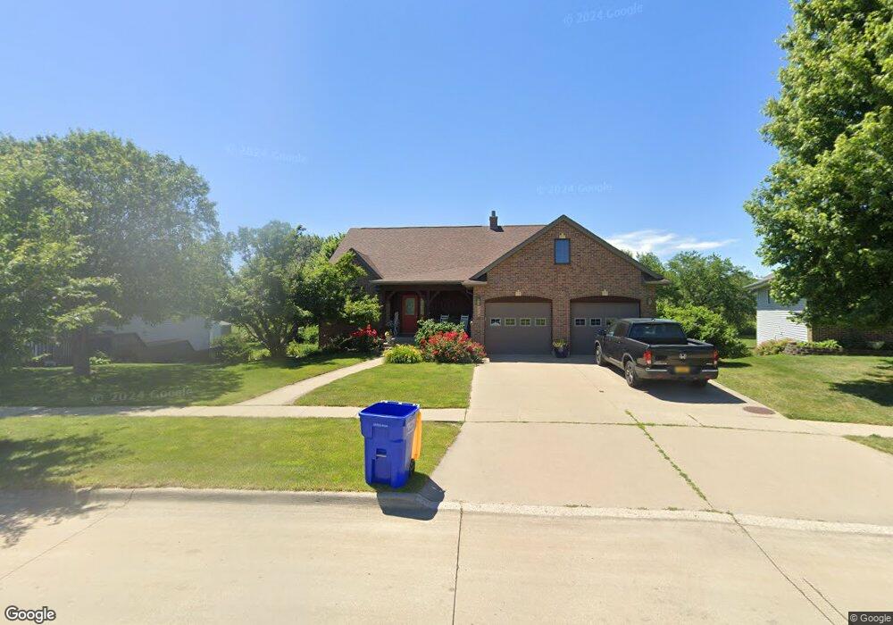 208 Scott Dr, West Branch, IA 52358 - photo 1