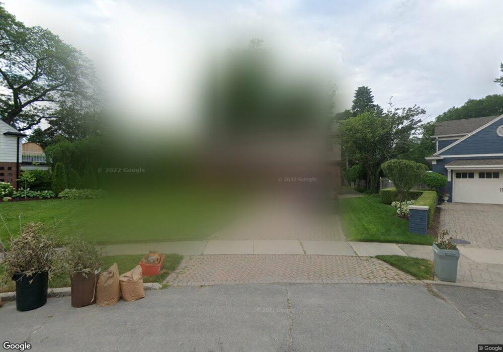 93 Handy Rd, Grosse Pointe Farms, MI 48236 - photo 1