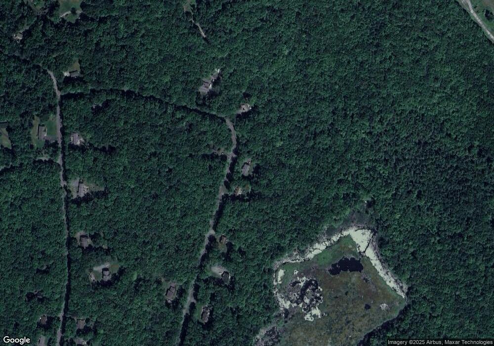 137 Red Rock Cir, Hawley, PA 18428 - photo 1