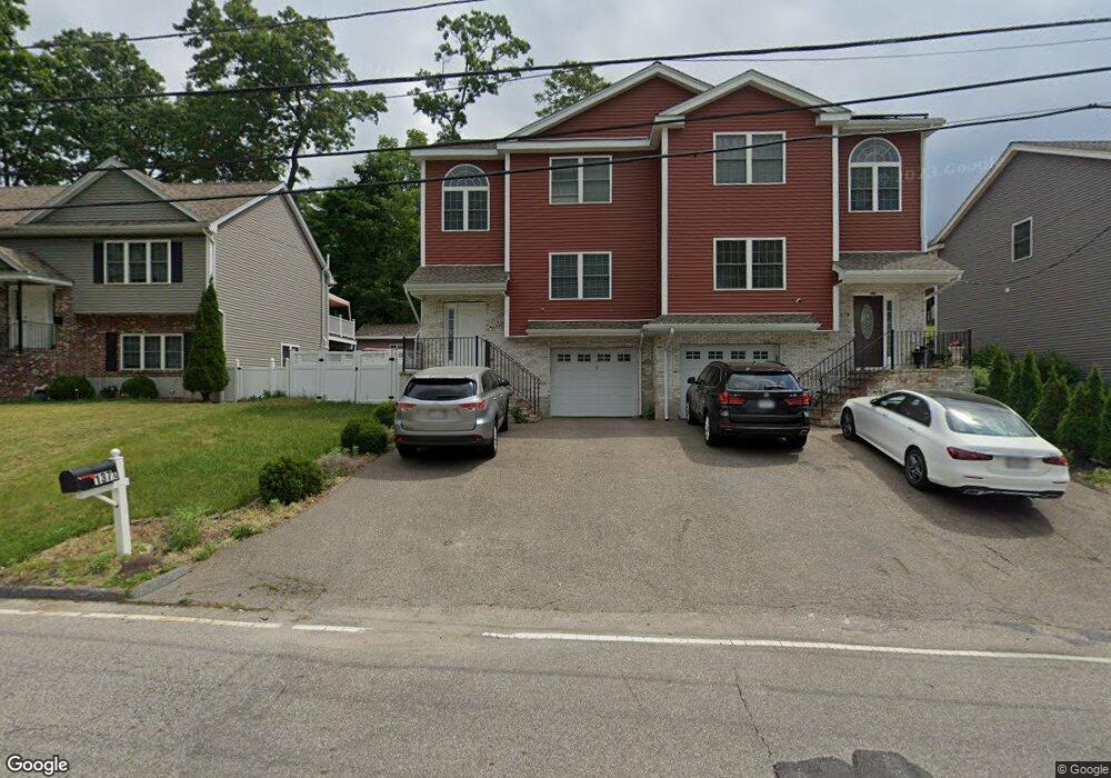 137A Commonwealth Ave, Worcester, MA 01604 - photo 1