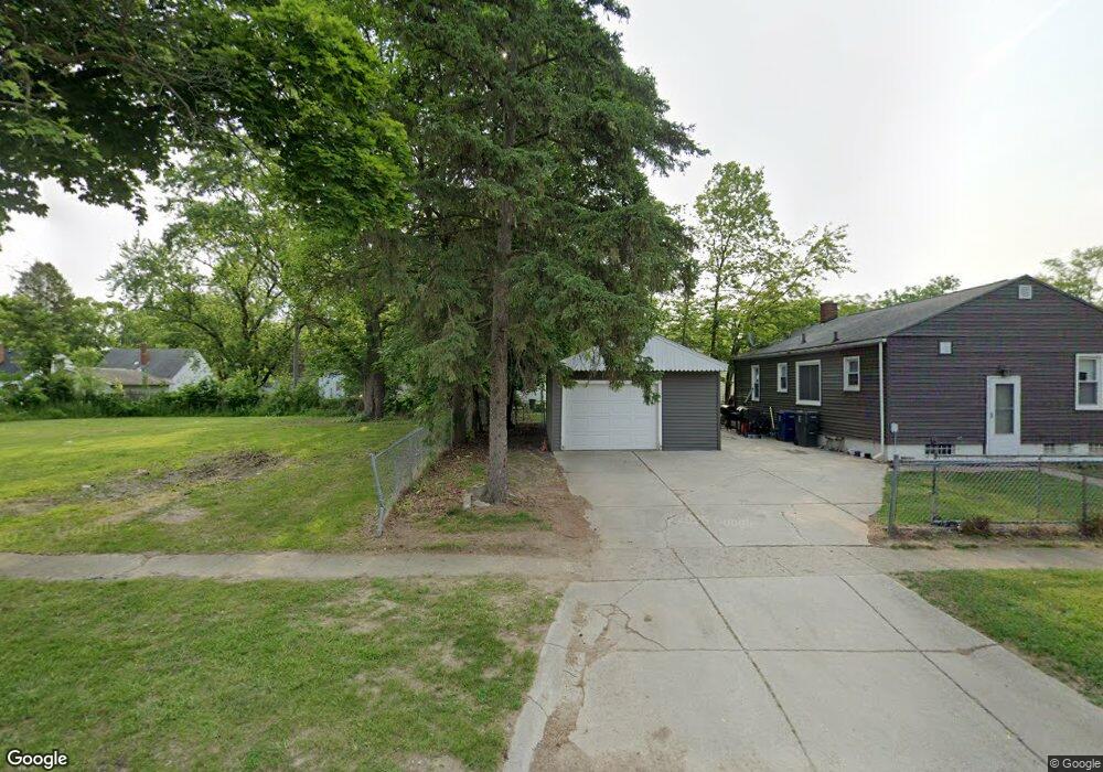 5314 Winthrop Blvd, Flint, MI 48505 - photo 1