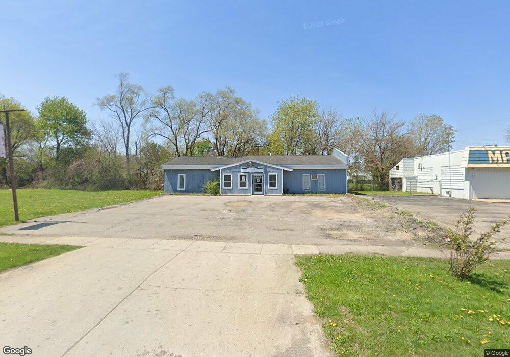 1818 S Averill Ave, Flint, MI 48503 - photo 1