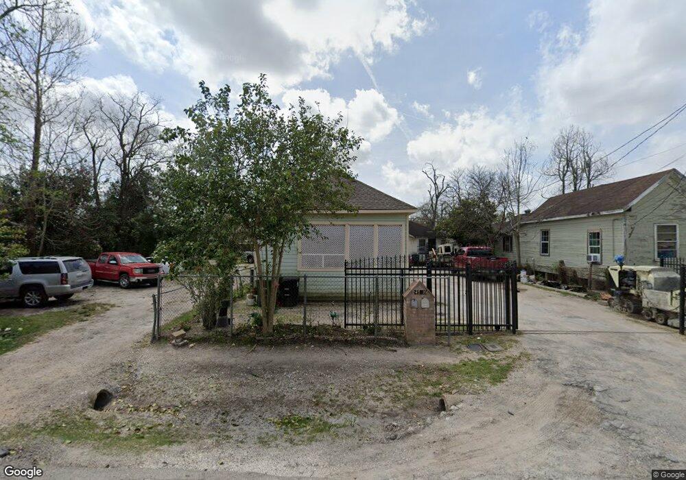 4716 Engleford St, Houston, TX 77026 - photo 1