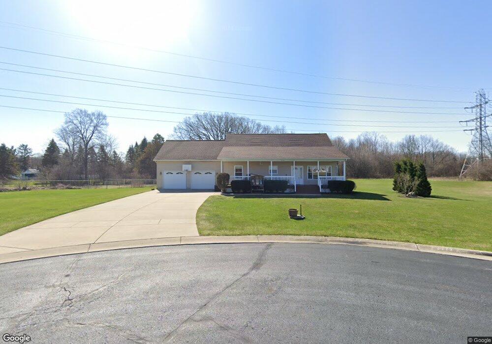 4161 Hidden View Dr, Flint, MI 48506 - photo 1