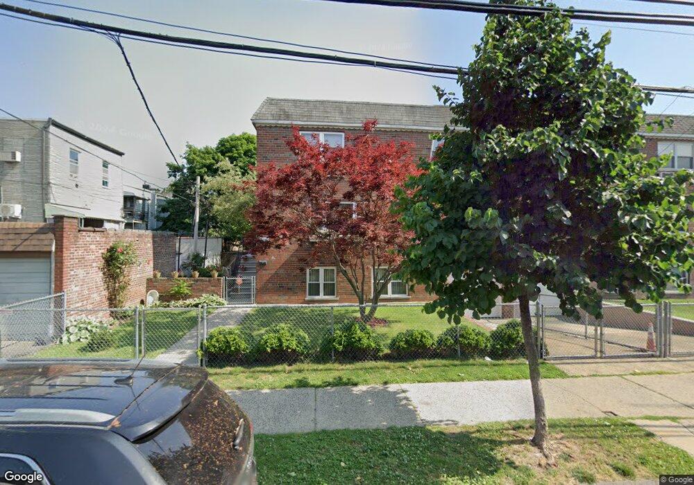 776 Rhinelander Ave, Bronx, NY 10462 - photo 1