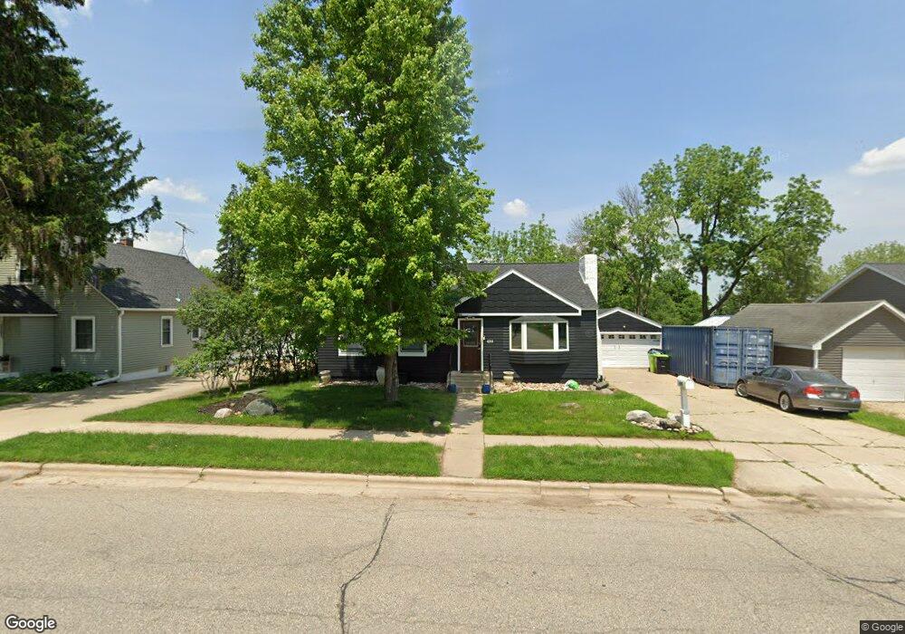 630 W 5th St, Zumbrota, MN 55992 - photo 1
