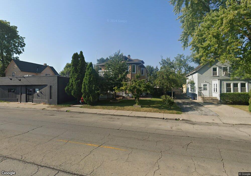 1504 Washington St, Waukegan, IL 60085 - photo 1