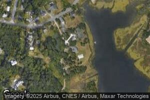 4 Cranberry Ln, South Dartmouth, MA 02748